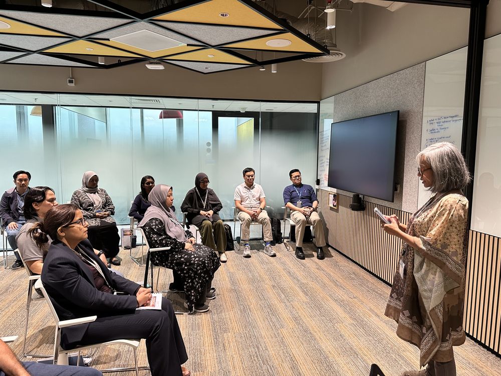Najwa Dorn Rustum facilitating a corporate workshop